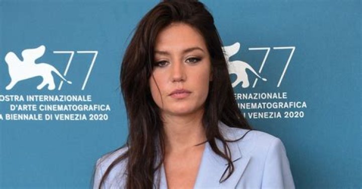 Adele Exarchopoulos Et Son Fils