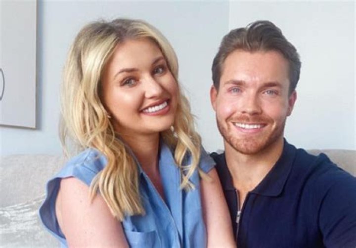 Amy Hart New Boyfriend Sam Rason Wiki, Bio, Age, Height, Instagram, Family, Job, Net Worth