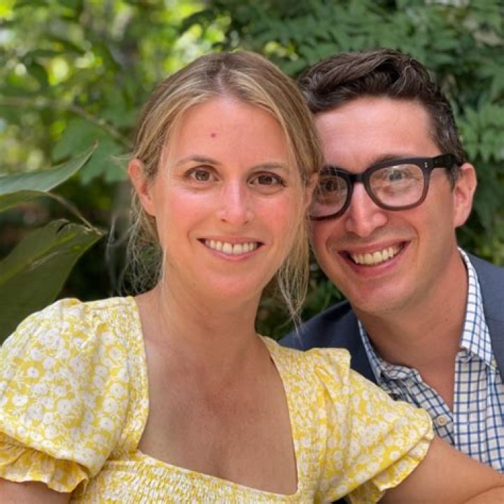 Buzzy Cohen Wife Elisha Levin Wiki: Age, Height, Weight, Instagram, Job, Background