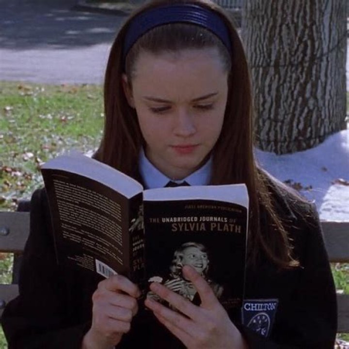 How to read like Rory Gilmore this year