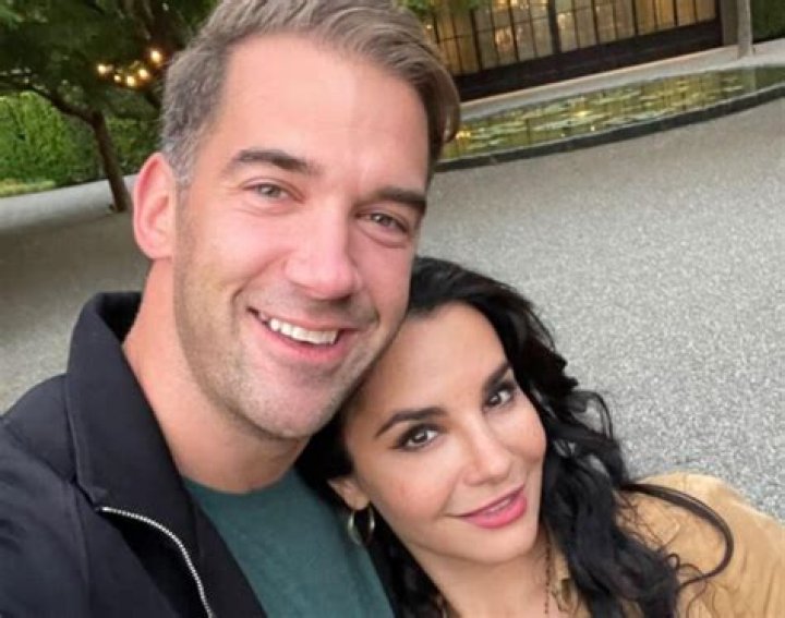 Lewis Howes Dating Rumors!! Any Girlfriend? EXPLORE His Wiki Facts